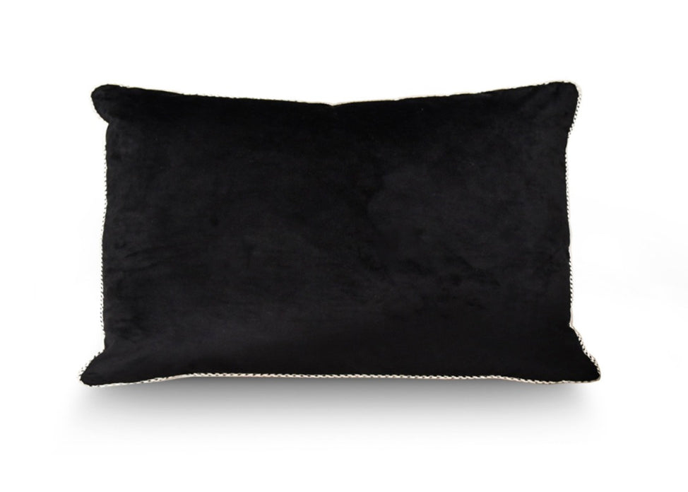 Aswad + Tuxedo Piping Cushion