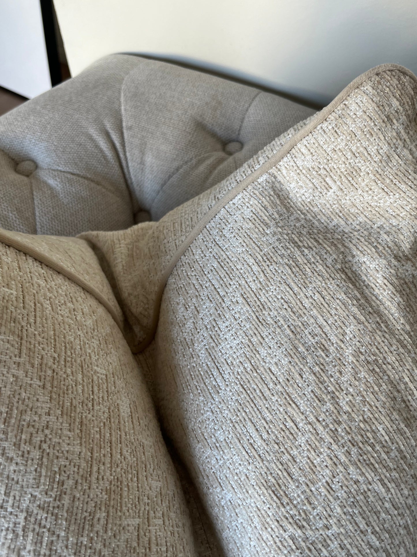 Berala Cushion