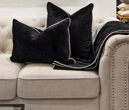 Aswad + Tuxedo Piping Cushion