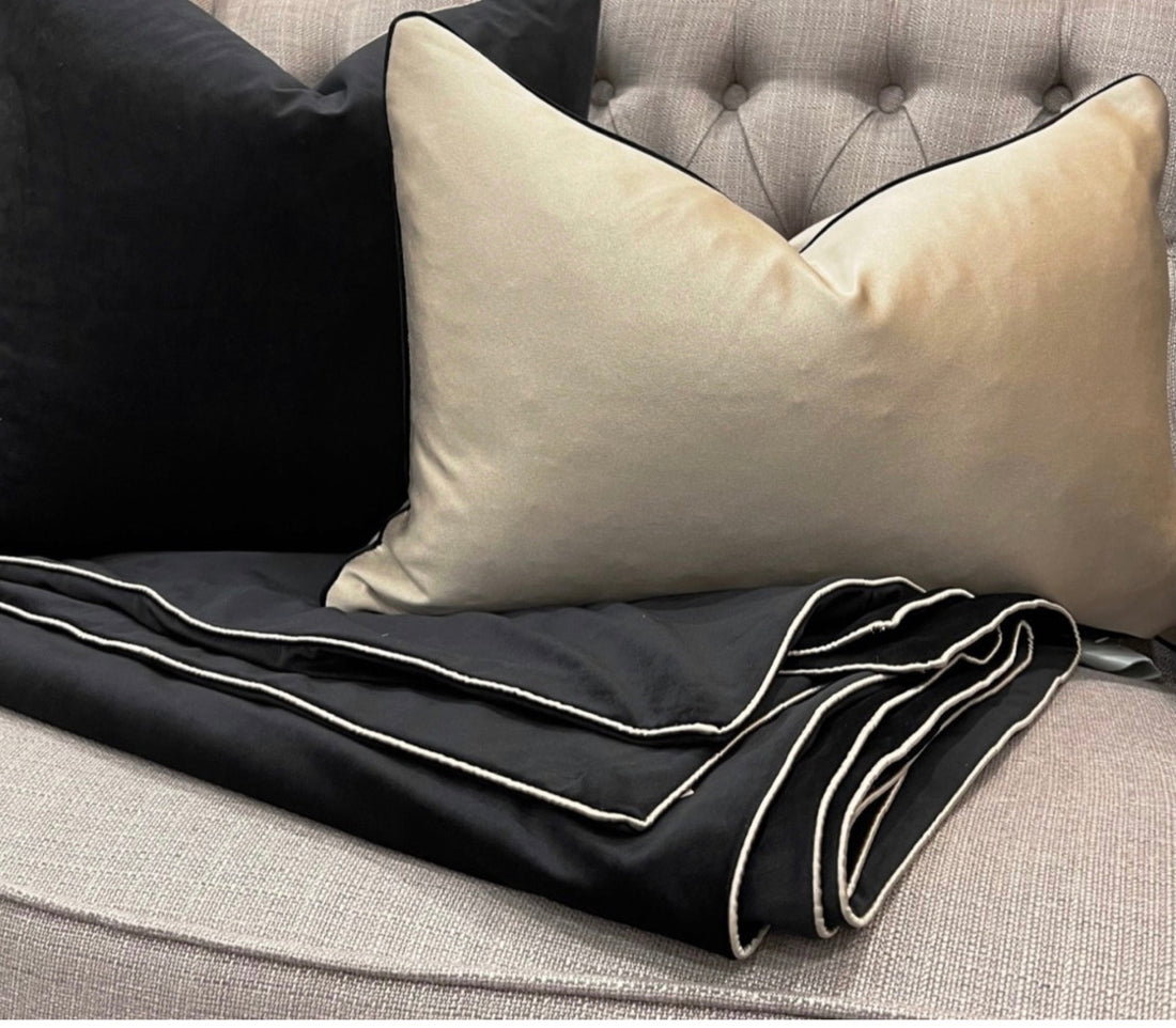 Noir Throw Blanket