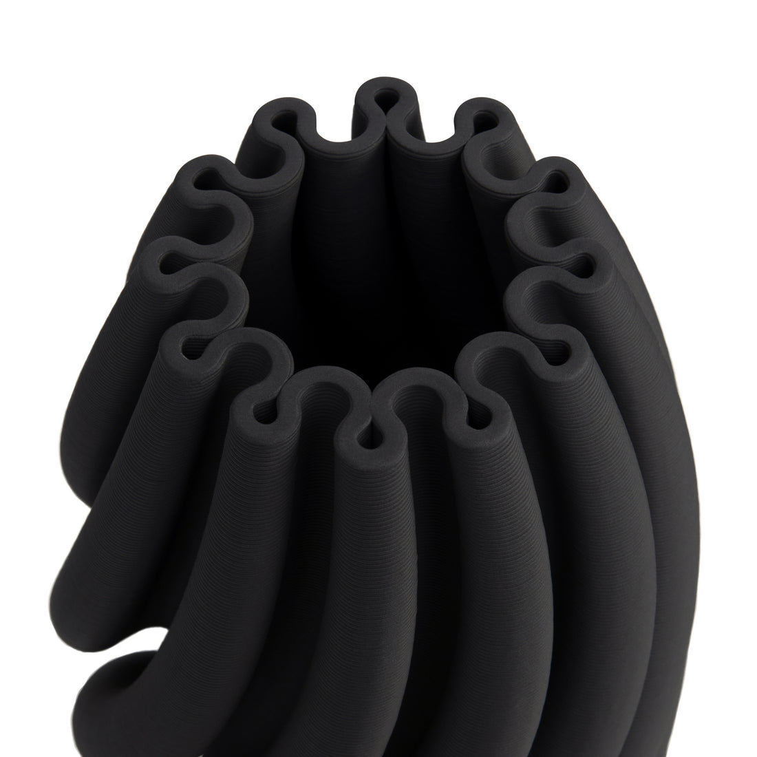 top view of black vase juiette