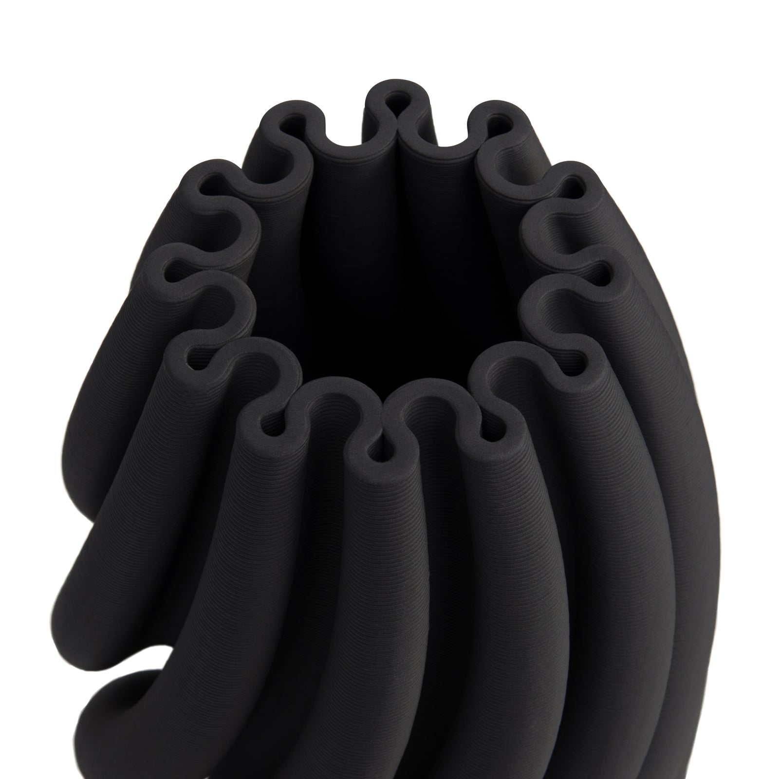 top view of black vase juiette