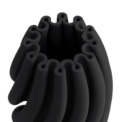 top view of black vase juiette